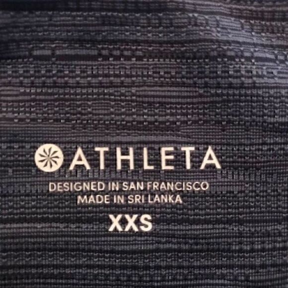 NWOT. Athleta textured leggings. Size XXS. - Picture 4 of 7